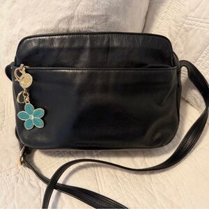 Stone Mountain Black Smooth Leather Crossbody bag 10x7.5 with bag charm